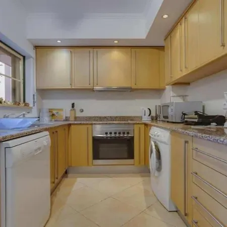 Beachside Oasis With Pool * Luz