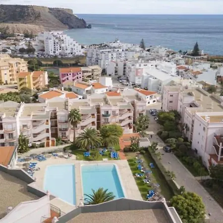 Beachside Oasis With Pool Apartman Luz