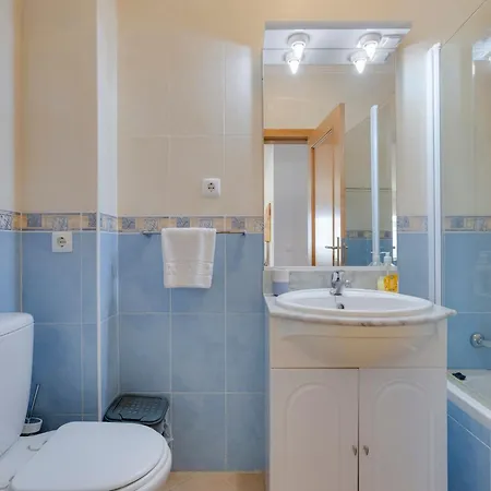 아파트 Beachside Oasis With Pool Senhora da Luz