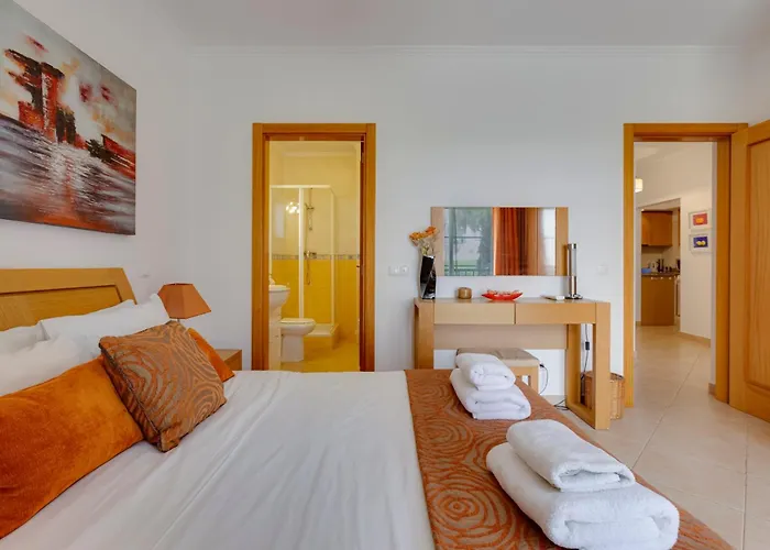 Apartamento Beachside Oasis With Pool